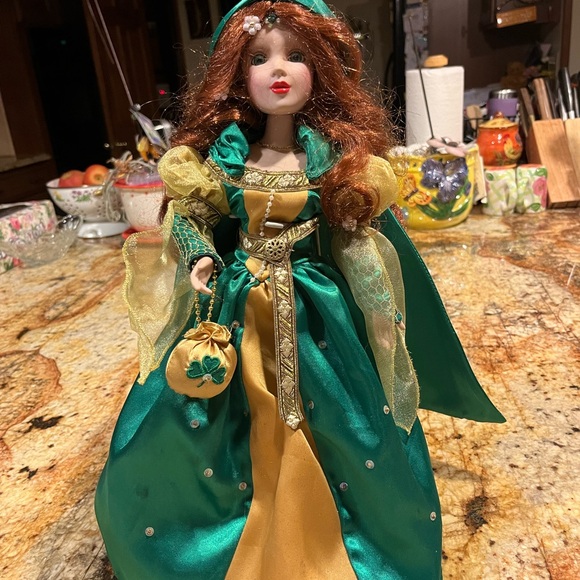 Irish Porcelain Doll with Purse & Stand - Picture 1 of 4
